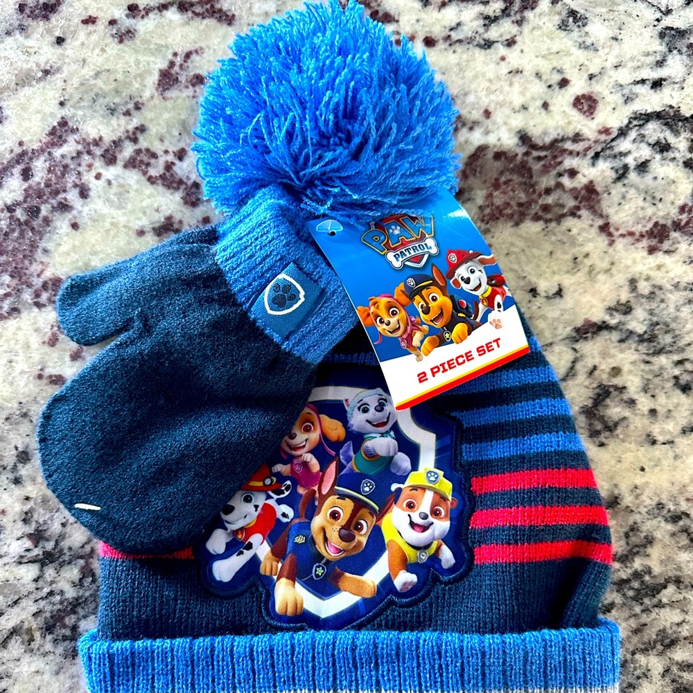 Paw patrol winter hat and gloves set, NWT